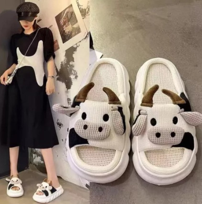 NUEVAS PANTUFLAS CON DISEÑO DE VAQUITA